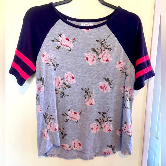 Baseball floral tee - Picture 1 of 5